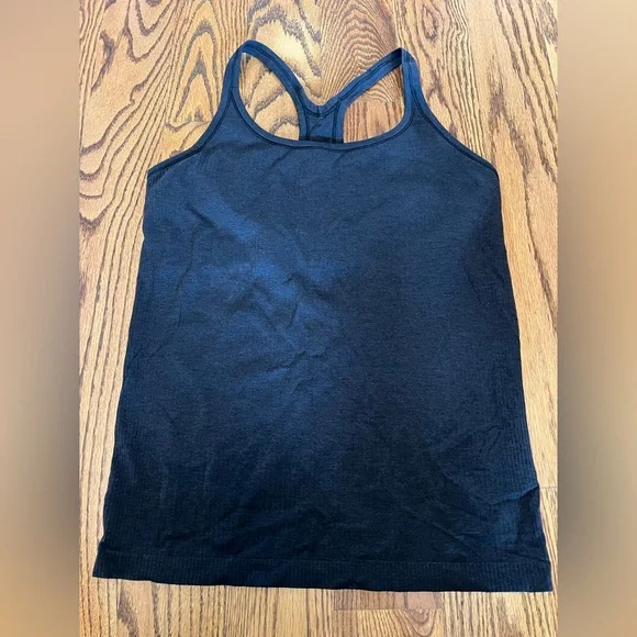 lululemon Ebb to Street Tank Top Light Support B/C Cup-Black- Size 12 - Picture 7 of 14